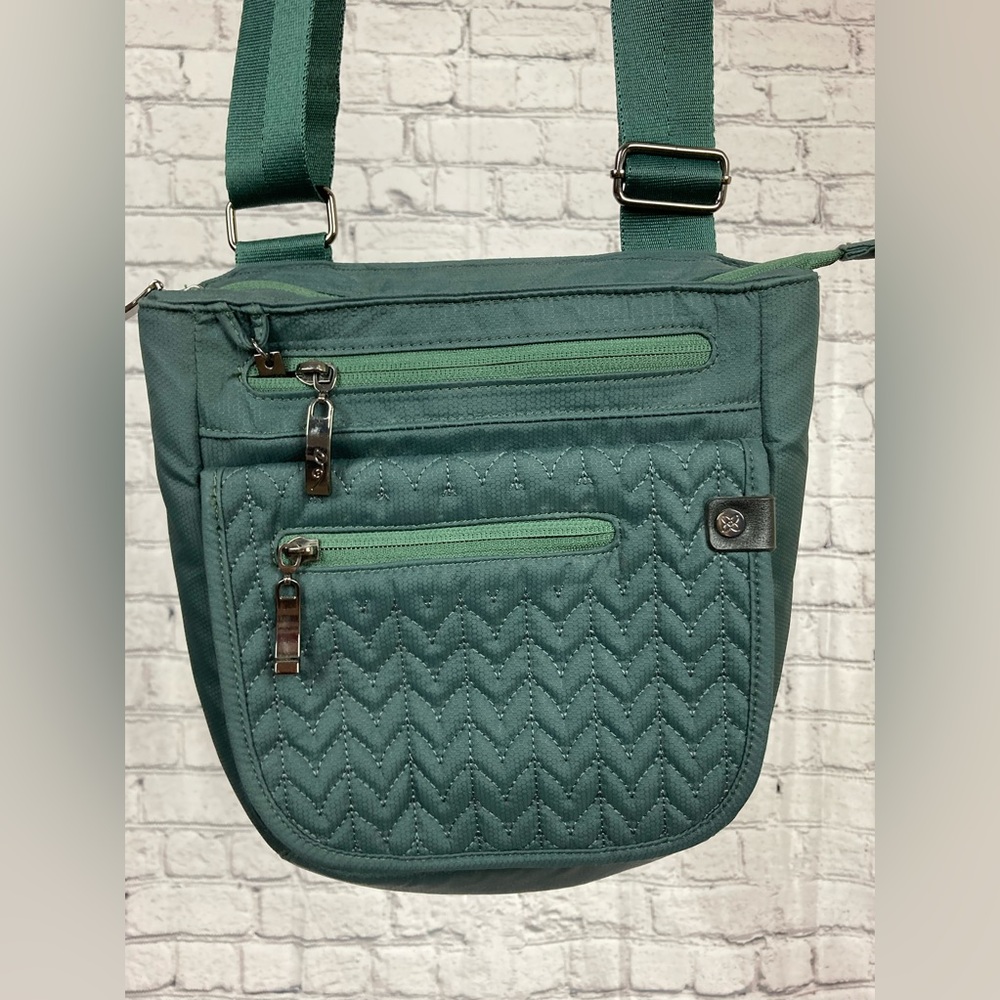 Sherpani Sling Bag
